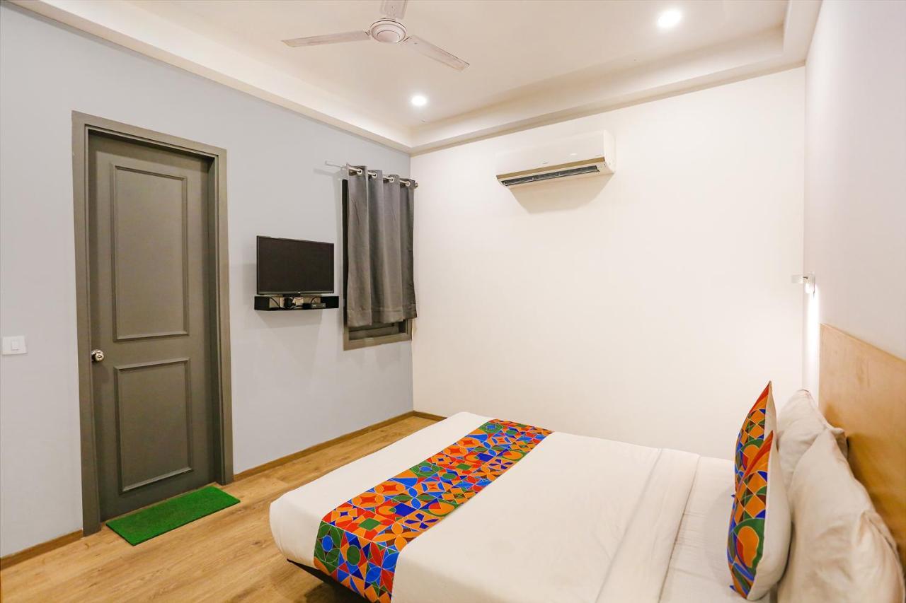 Fabhotel Roseman 3*
