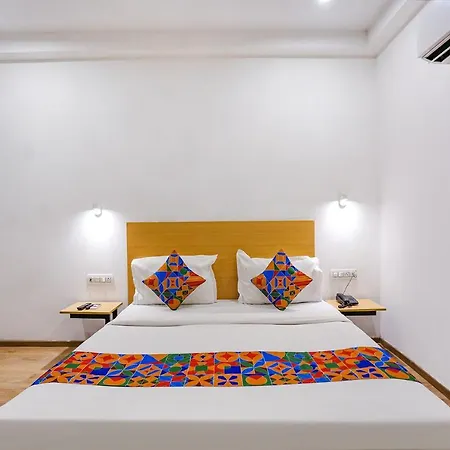 Fabhotel Roseman Delhi  Exterior photo