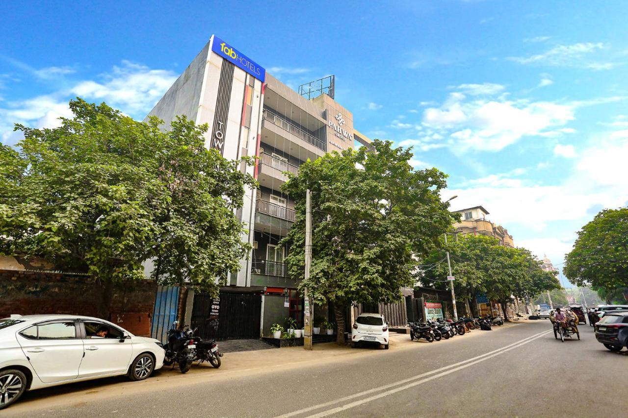 होटल Fabhotel Roseman