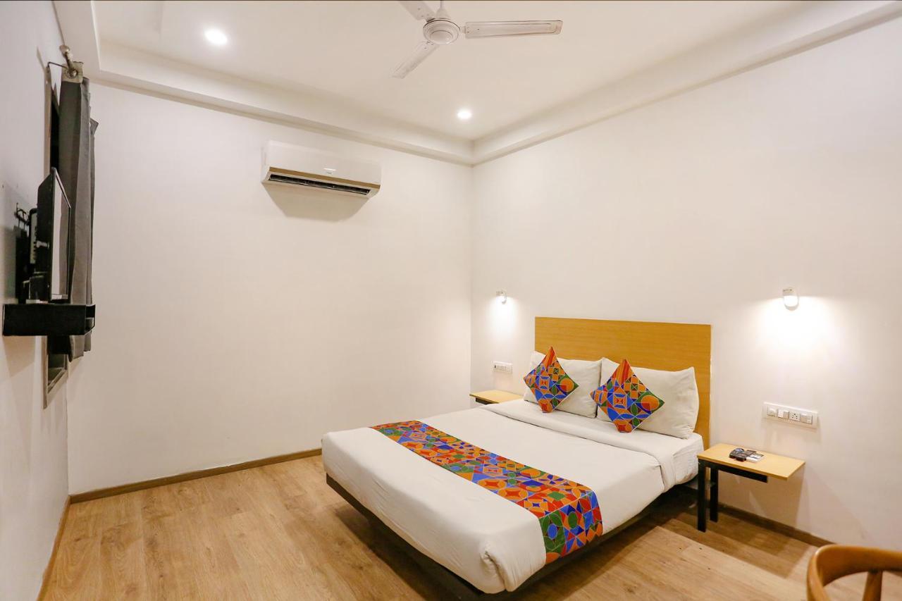 Fabhotel Roseman होटल 3*